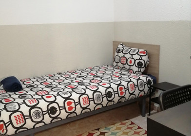 Rooms for Rent in Barcelona: Cheap Furnished Rooms to Rent Barcelona