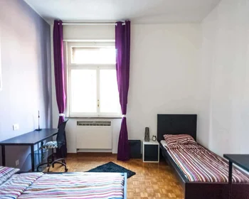 Privatzimmer in der Piazza Manfredi Azzarita, 4, 40122 Bologna BO, Italy, bild 1 von 30