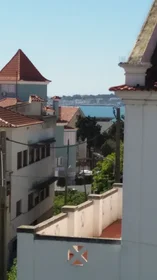 Dairenin tamamı konumu Rua do Monte Leite 2, 17 20 görüntüsü