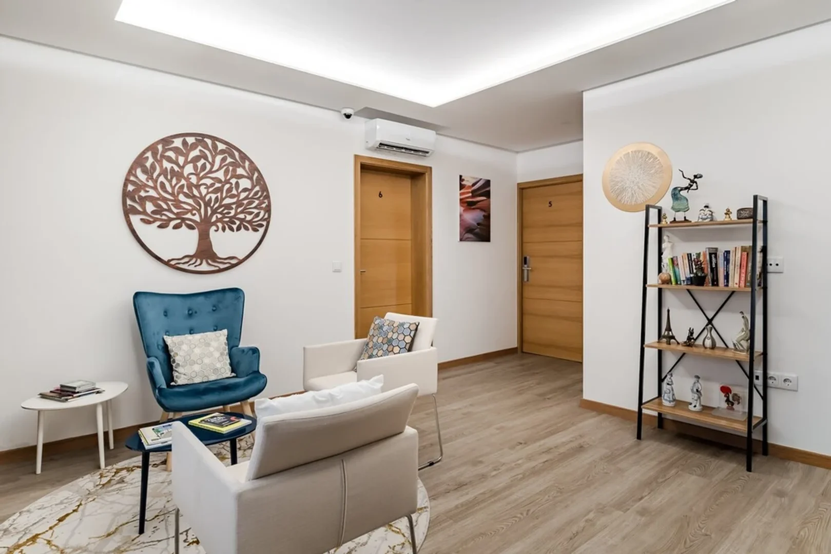 Habitación estudiantil amplia y cómoda en 