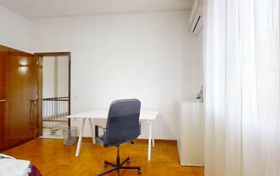 Privatzimmer in der Via Angelo Pizzamano, bild 7 von 10