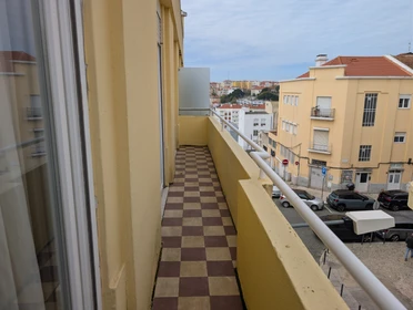 Entire apartment at Rua David Lopes, image 11 of 16
