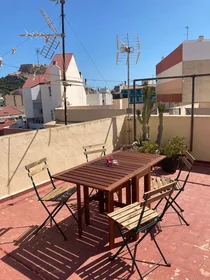 Stanza privata in Calle Maestro Marqués 18, immagine 6 di 31