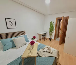 Privatzimmer in der Calle Río Guadarrama, Santa María de Benquerencia, bild 1 von 10