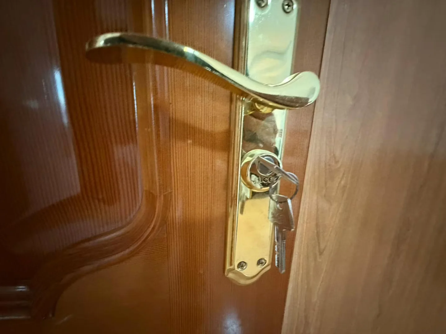 Quarto de estudante confortável e espaçoso em 