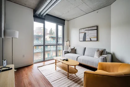 Gesamte Unterkunft in der Yale Avenue North, South Lake Union, bild 1 von 10