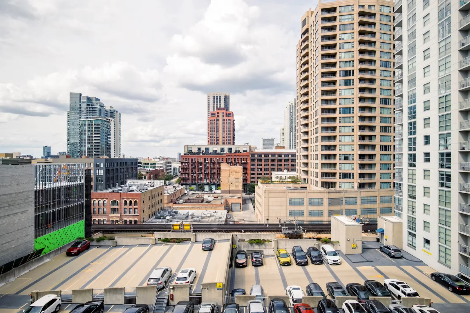 North Desplaines Street, West Loop