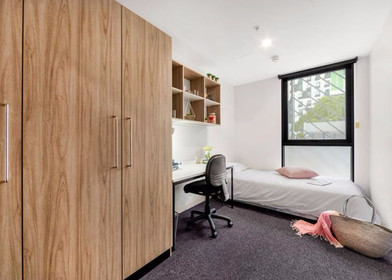 Cheap private room in Brisbane