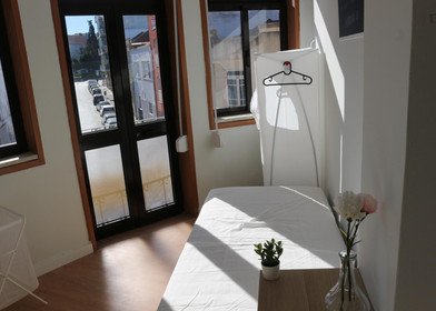 Habitación privada muy luminosa en porto