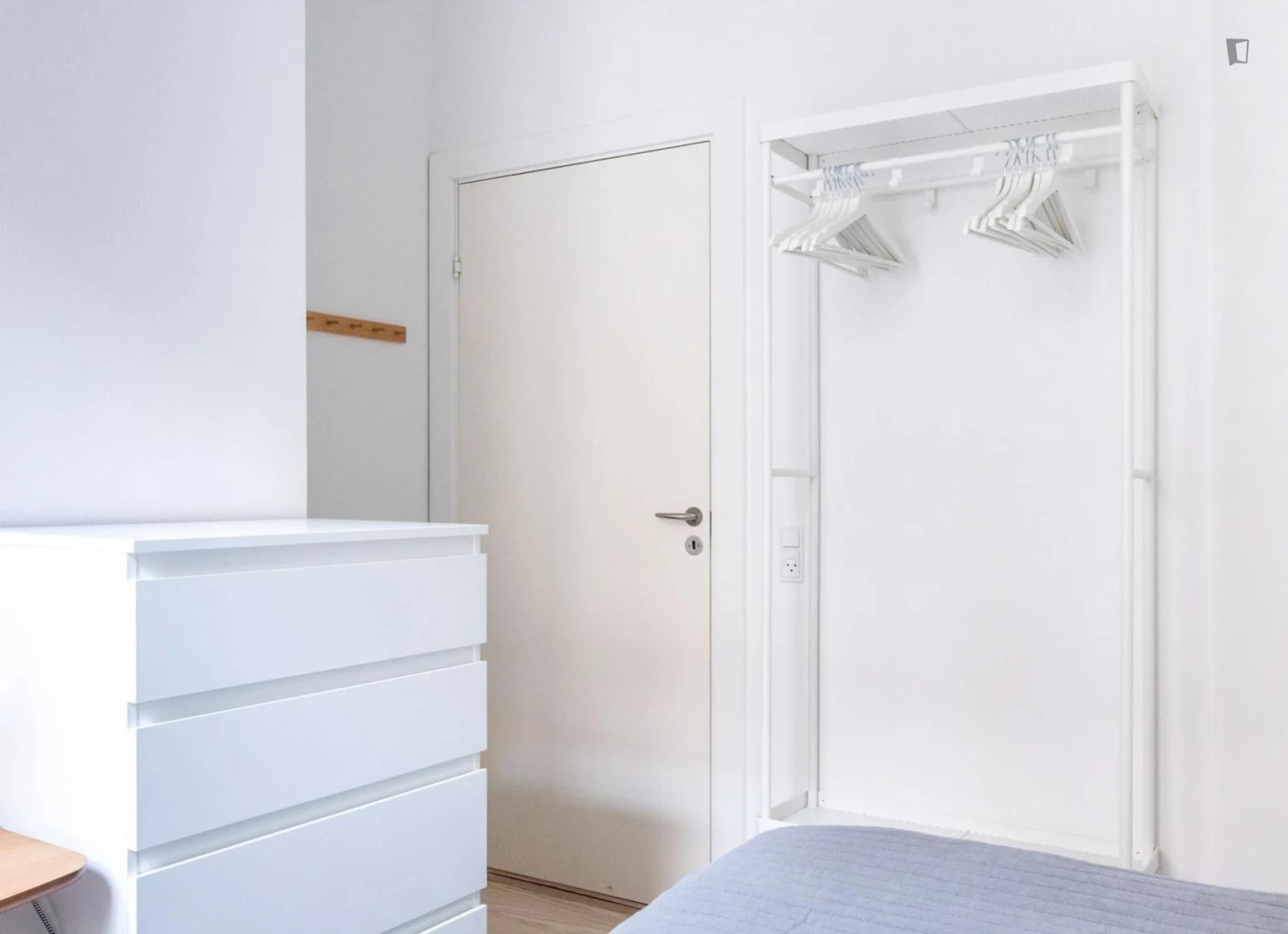 Funktionelles Studentenzimmer perfekt zum Studieren in 