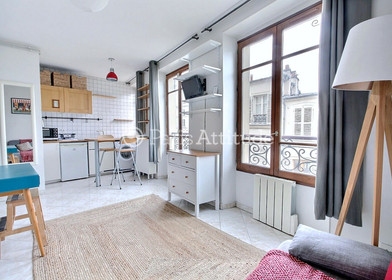 Gesamte Unterkunft in der Rue du Chevalier de la Barre, bild 1 von 10