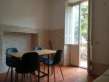 Privatzimmer in der Viale Orazio Antinori, bild 9 von 13