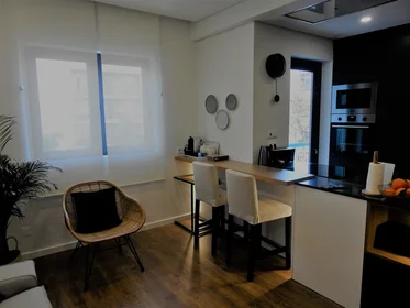 Entire apartment at Rua Gago Coutinho 27, image 2 of 14