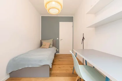 Özel oda konumu Nazarethkirchstraße 51 (Aufgang A) , 13347 Berlin, Germany, 2 20 görüntüsü