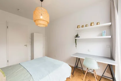 Özel oda konumu Nazarethkirchstraße 51 (Aufgang A) , 13347 Berlin, Germany, 3 20 görüntüsü