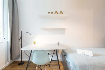Özel oda konumu Nazarethkirchstraße 51 (Aufgang A) , 13347 Berlin, Germany, 2 20 görüntüsü