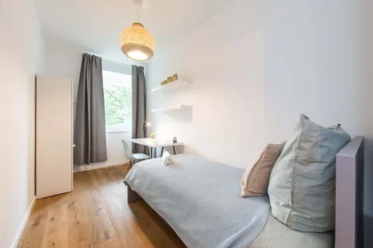 Özel oda konumu Nazarethkirchstraße 51 (Aufgang A) , 13347 Berlin, Germany, 3 20 görüntüsü