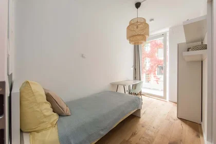 Özel oda konumu Nazarethkirchstraße 51 (Aufgang A) , 13347 Berlin, Germany, 2 20 görüntüsü