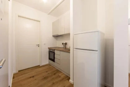 Privatzimmer in der Nazarethkirchstraße 51 (Aufgang B) , 13347 Berlin, Germany, bild 4 von 21