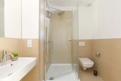 Privatzimmer in der Nazarethkirchstraße 51 (Aufgang B) , 13347 Berlin, Germany, bild 7 von 21