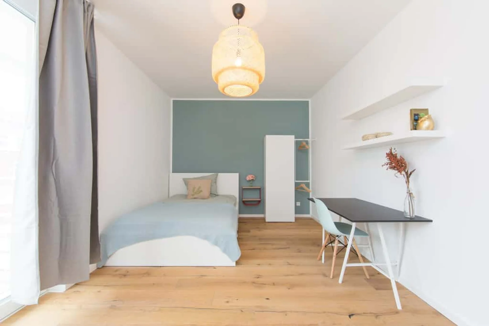 Chambre d'étudiant économique avec emplacement pratique dans 