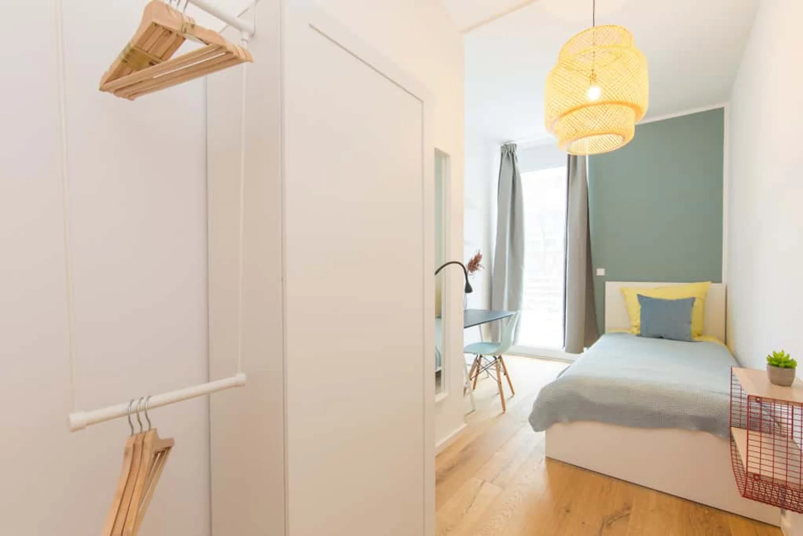 Chambre d'étudiant bon marché à proximité du campus dans 