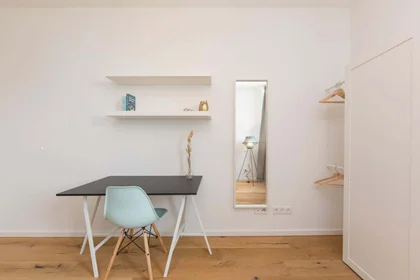 Chambre privée à Nazarethkirchstraße 51 (Aufgang C) , 13347 Berlin, Germany, image 1 de 21