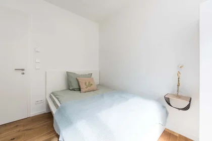 Privatzimmer in der Nazarethkirchstraße 51 (Aufgang D) , 13347 Berlin, Germany, bild 2 von 20