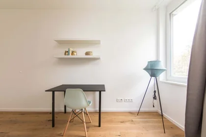 Privatzimmer in der Nazarethkirchstraße 51 (Aufgang D) , 13347 Berlin, Germany, bild 1 von 20