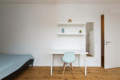 Privatzimmer in der Nazarethkirchstraße 51 (Aufgang D) , 13347 Berlin, Germany, bild 3 von 21