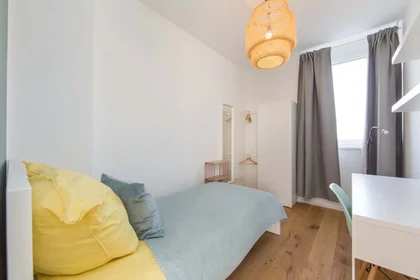 Privatzimmer in der Nazarethkirchstraße 51 (Aufgang D) , 13347 Berlin, Germany, bild 2 von 21