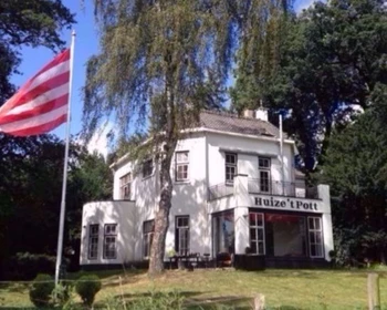 Privatzimmer in der Oldenzaalsestraat, bild 1 von 8