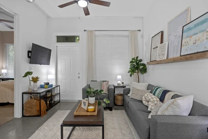 Entire apartment in residence at 13702 42nd St, Tampa, FL 33613, United States, image 15 of 49