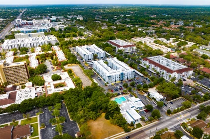 Entire apartment in residence at 13702 42nd St, Tampa, FL 33613, United States, image 26 of 49