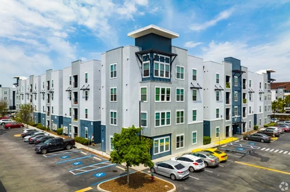 Entire apartment in residence at 13702 42nd St, Tampa, FL 33613, United States, image 43 of 49