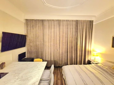 Stanza privata in Schiersteiner Straße, immagine 10 di 35