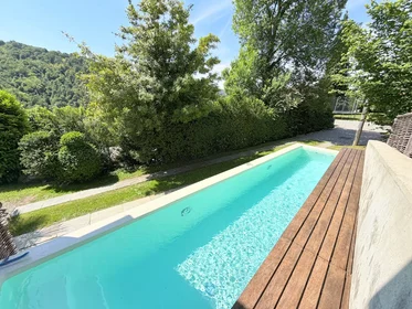 Appartamento intero in Strada dei Tetti Bertoglio, Madonna del Pilone, immagine 2 di 10