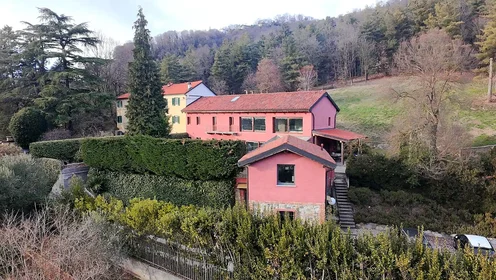 Appartamento intero in Strada dei Tetti Bertoglio, Madonna del Pilone, immagine 3 di 10