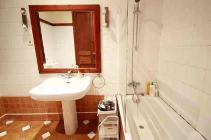 Privatzimmer in der Carrer Gran de Gràcia, 100, bild 11 von 24