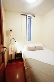 Privatzimmer in der Carrer Gran de Gràcia, 100, bild 3 von 24