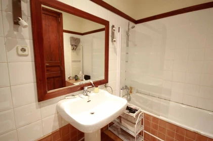 Privatzimmer in der Carrer Gran de Gràcia, 100, bild 8 von 24
