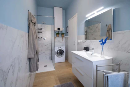 Quarto privado em Via Antonio Cavagna Sangiuliani, 15, 27100 Pavia PV, Italia, imagem 13 de 23