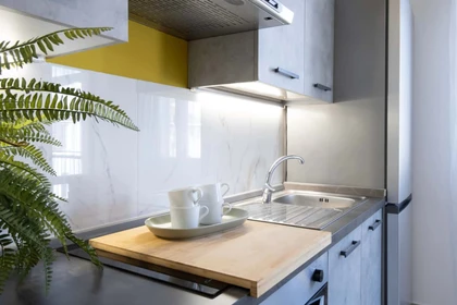 Quarto privado em Via Antonio Cavagna Sangiuliani, 15, 27100 Pavia PV, Italia, imagem 15 de 23