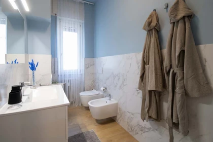 Quarto privado em Via Antonio Cavagna Sangiuliani, 15, 27100 Pavia PV, Italia, imagem 8 de 23