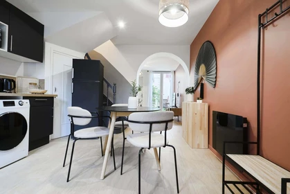 Özel oda konumu 34 Rue Gaston Moutardier, 80000 Amiens, France, 15 23 görüntüsü