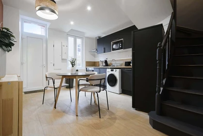 Özel oda konumu 34 Rue Gaston Moutardier, 80000 Amiens, France, 16 23 görüntüsü