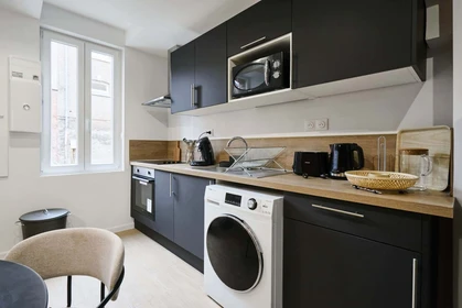 Özel oda konumu 34 Rue Gaston Moutardier, 80000 Amiens, France, 20 23 görüntüsü