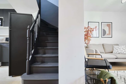 Özel oda konumu 34 Rue Gaston Moutardier, 80000 Amiens, France, 21 23 görüntüsü
