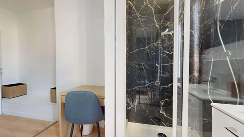 Prywatny pokój 10 Rue de Dijon, 33100 Bordeaux, France, obraz 7 22