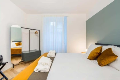 Całe miejsce Via Mazzini, 32, 34121 Trieste TS, Italy, obraz 21 24
